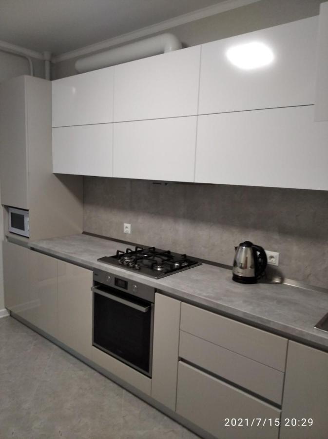 Жк Версаль Парк Apartman Irpiny Kültér fotó