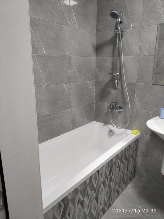 Жк Версаль Парк Apartman Irpiny Kültér fotó