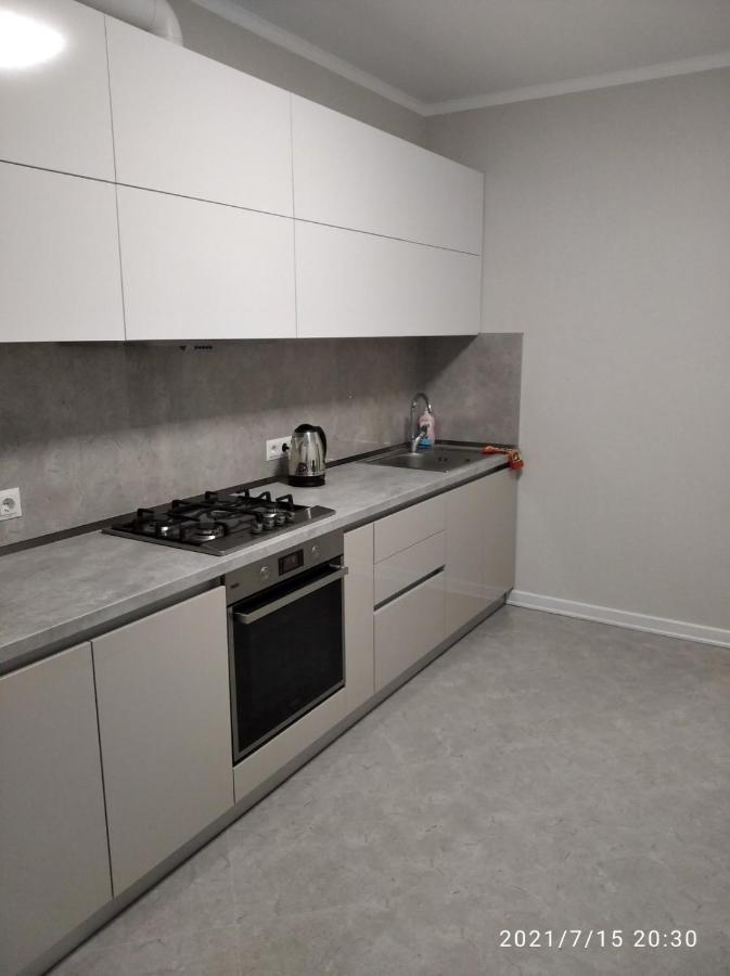 Жк Версаль Парк Apartman Irpiny Kültér fotó